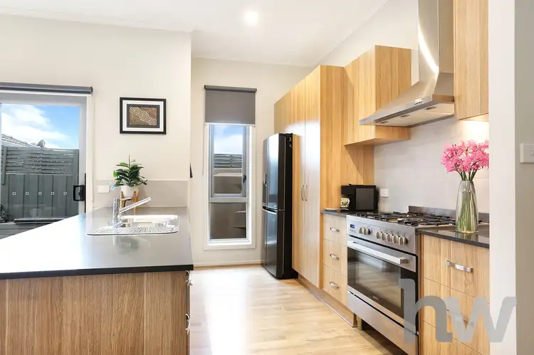 2/106 Anakie Road, Bell Park VIC 3215