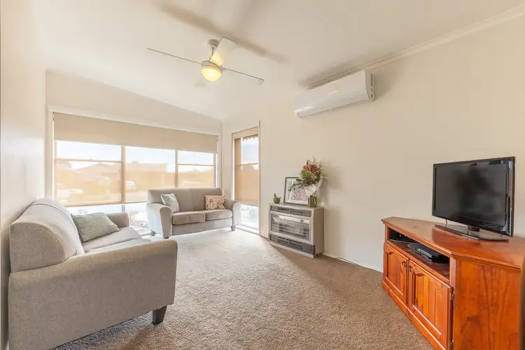Second view of Homely house listing, 4 Buda Court, Wodonga VIC 3690