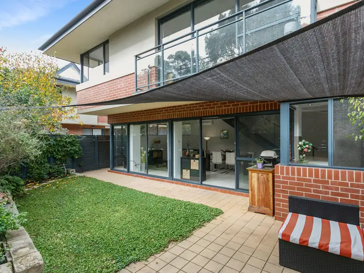 1/13-17 Groves Avenue, Attadale WA 6156