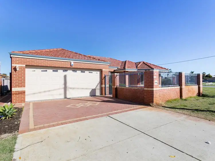 1/145 Centre Street, Queens Park WA 6107