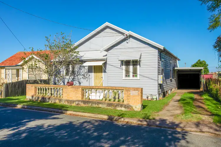 4 Cracknell Lane, South Maitland NSW 2320