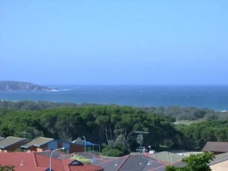 Main view of Homely unit listing, 2/9 Tura Circuit, Tura Beach NSW 2548