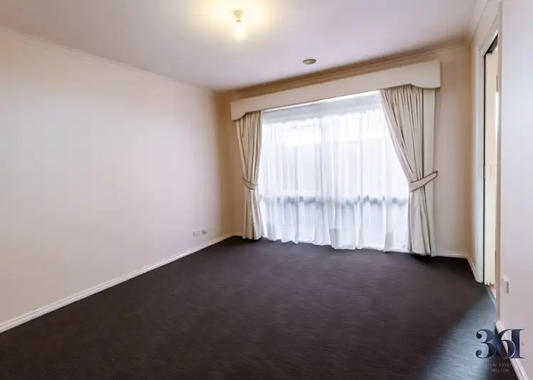 Seventh view of Homely house listing, 11 HENRY COURT, Caroline Springs VIC 3023