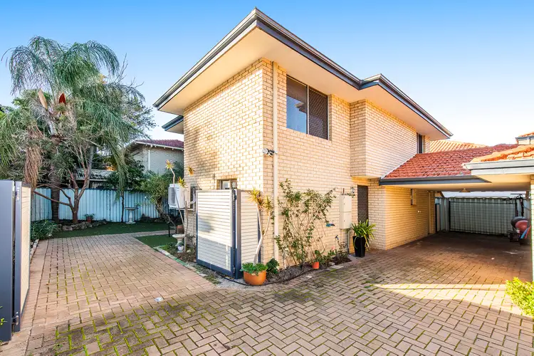 4/4 Gardner Street, Como WA 6152