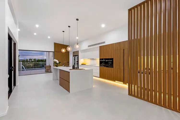 1852 SAWGRASS PLACE, Sanctuary Cove QLD 4212