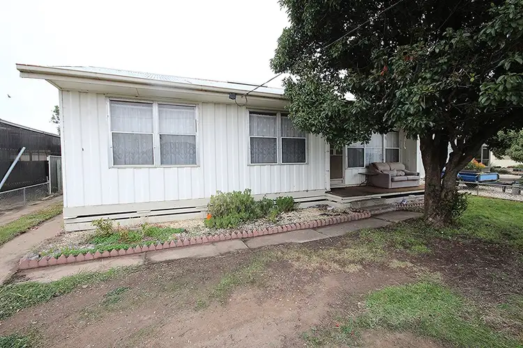 6 Hutchesson Street, Horsham VIC 3400