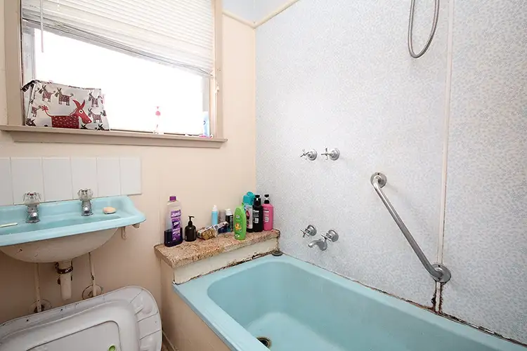 Seventh view of Homely house listing, 6 Hutchesson Street, Horsham VIC 3400