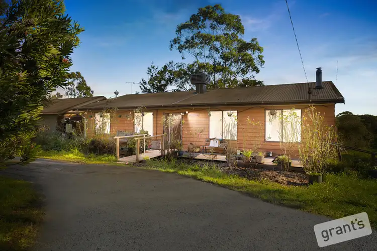 27 Davis Street, Nyora VIC 3987