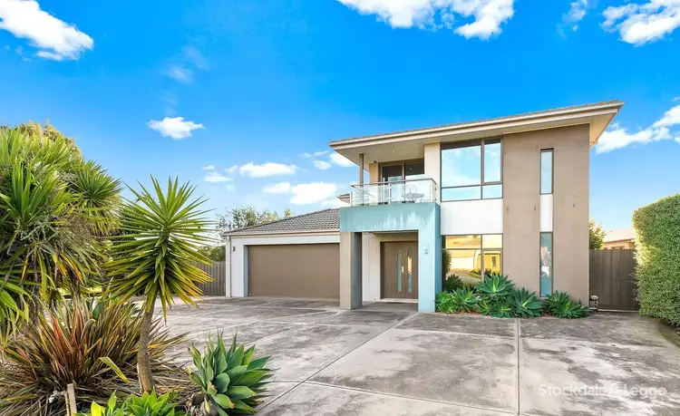 8 Casey Court, Pakenham VIC 3810