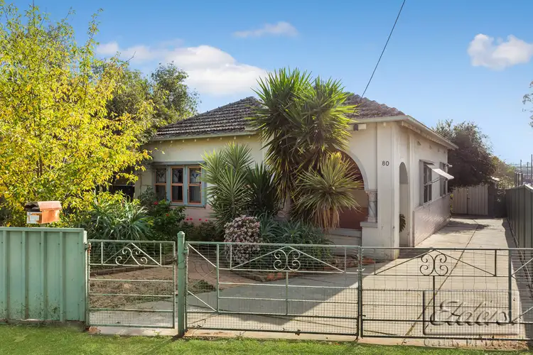 80 Gladstone Street, Quarry Hill VIC 3550