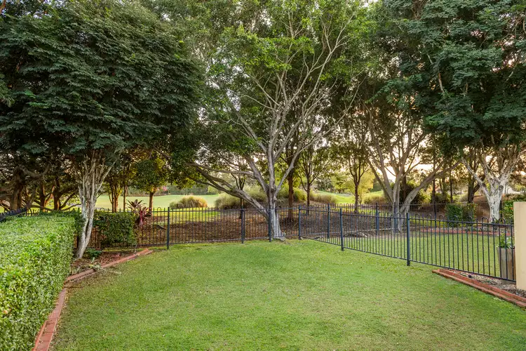 3229 Palladian Drive, Hope Island QLD 4212