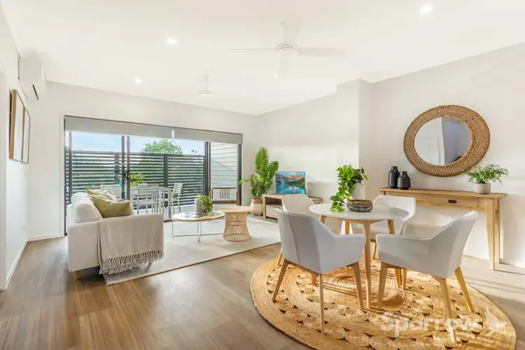 2 & 3/28 Loreburn Street, Mount Gravatt QLD 4122