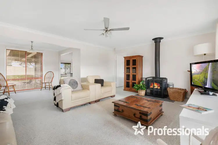 Fifth view of Homely house listing, 9 Lyon Close, Kelso NSW 2795