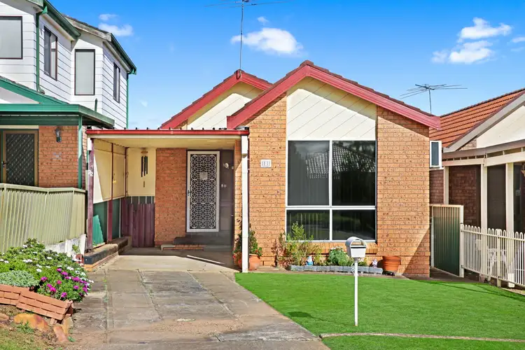 22 Leicester Street, Leumeah NSW 2560