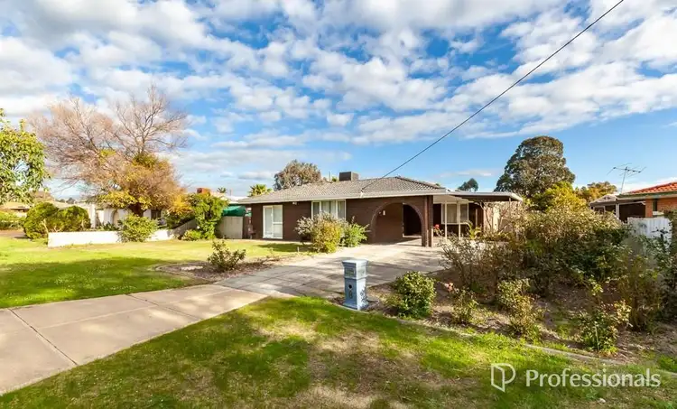 8 Stott Close, Armadale WA 6112
