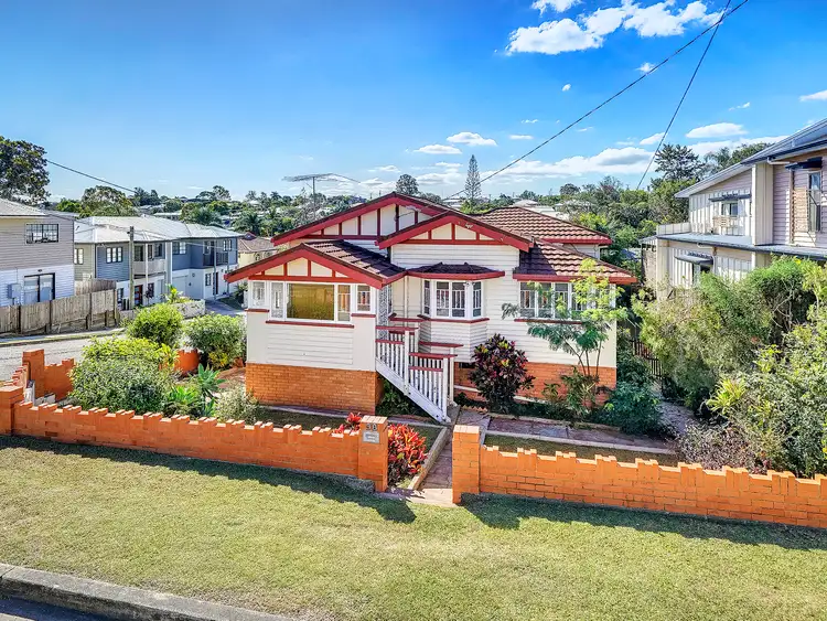 38 Lockyer Street, Camp Hill QLD 4152