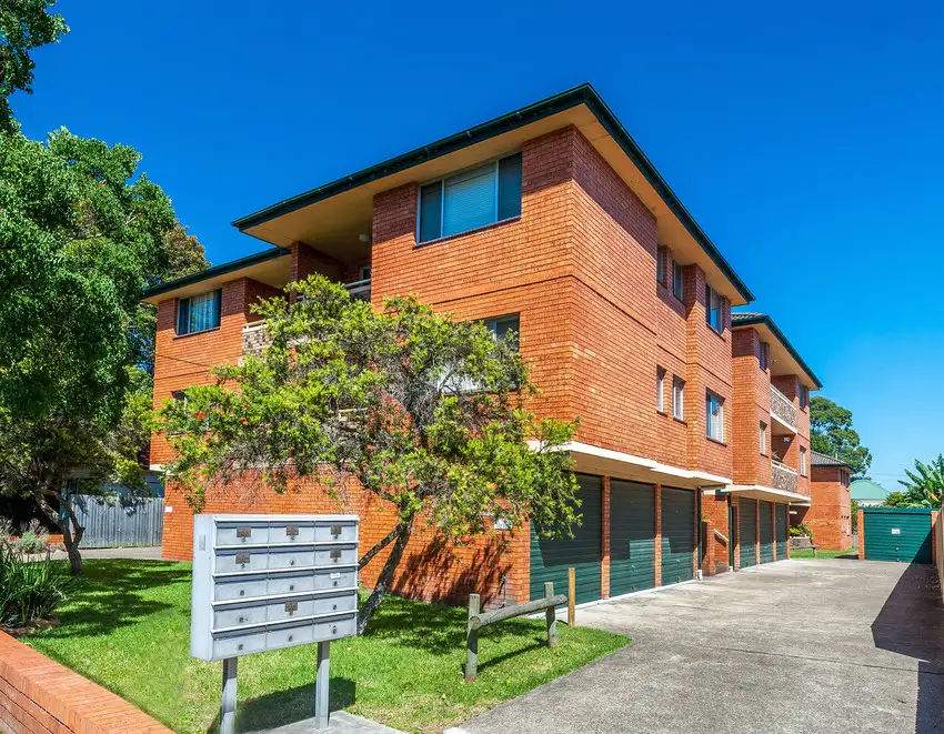 Main view of Homely unit listing, 12/37 Rochester Street, Botany NSW 2019