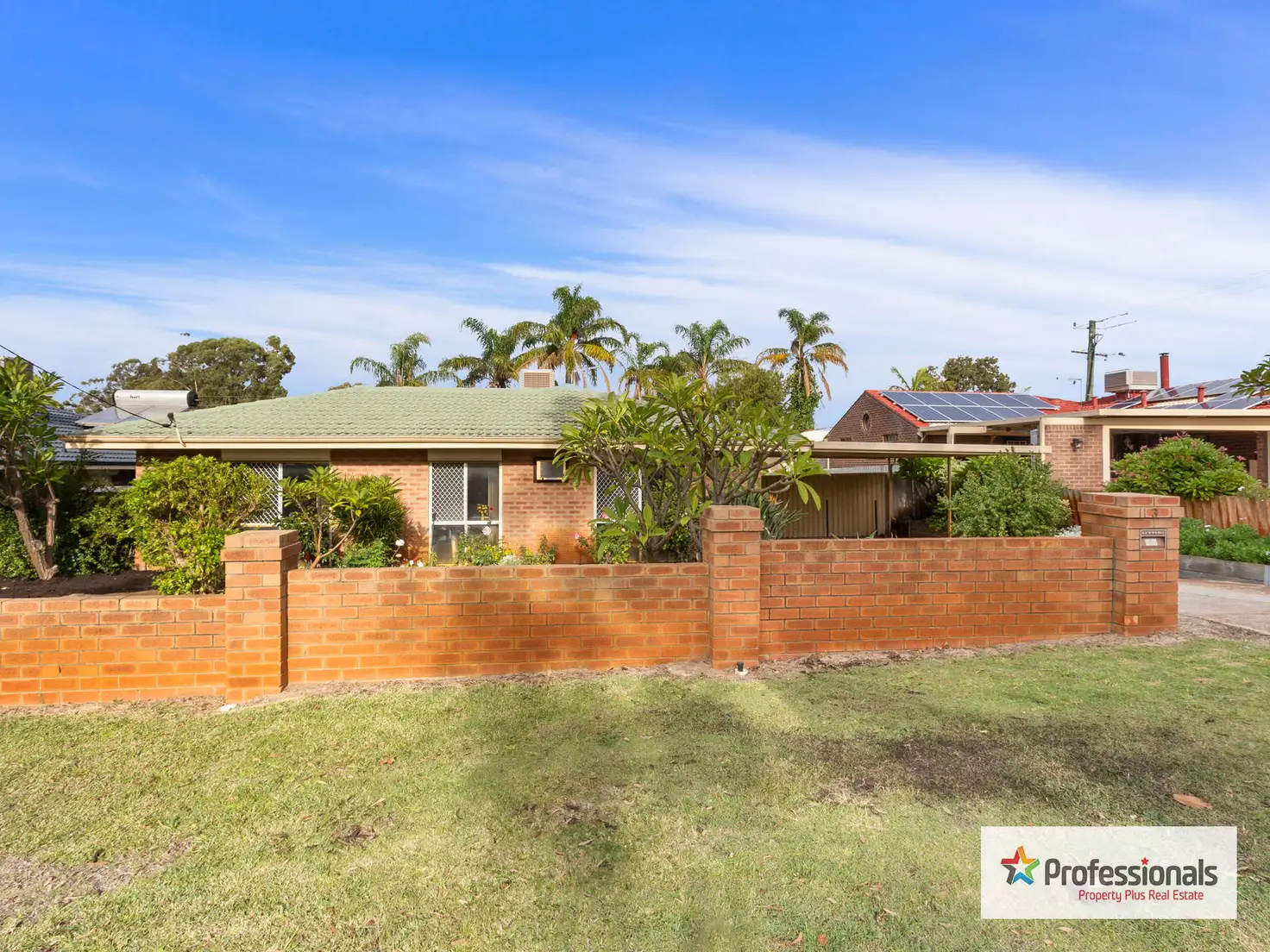 Main view of Homely house listing, 3 Farrer Place, Thornlie WA 6108