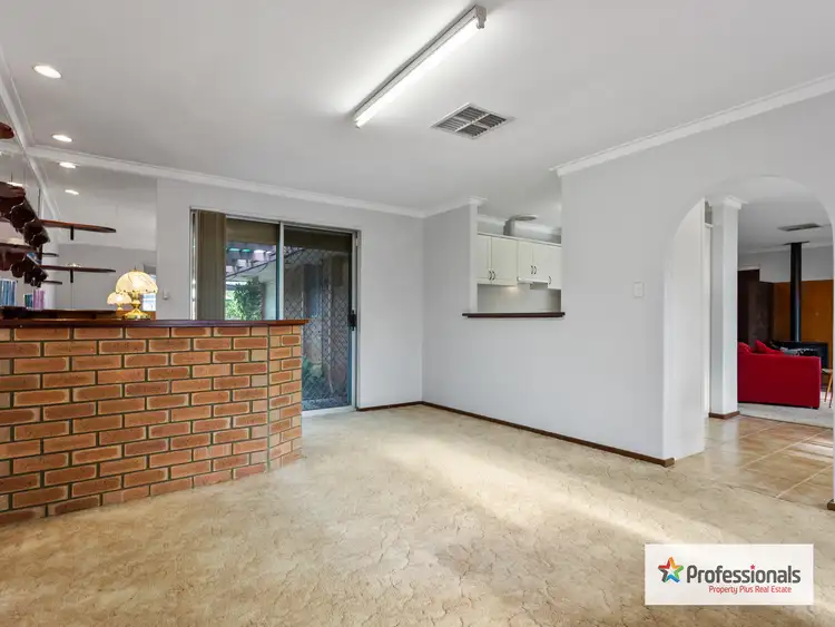 Seventh view of Homely house listing, 3 Farrer  Place, Thornlie WA 6108