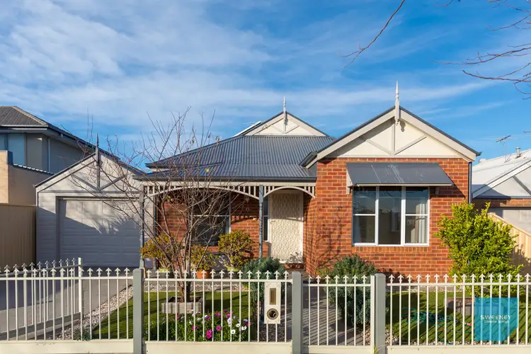 45 Holland Way, Caroline Springs VIC 3023