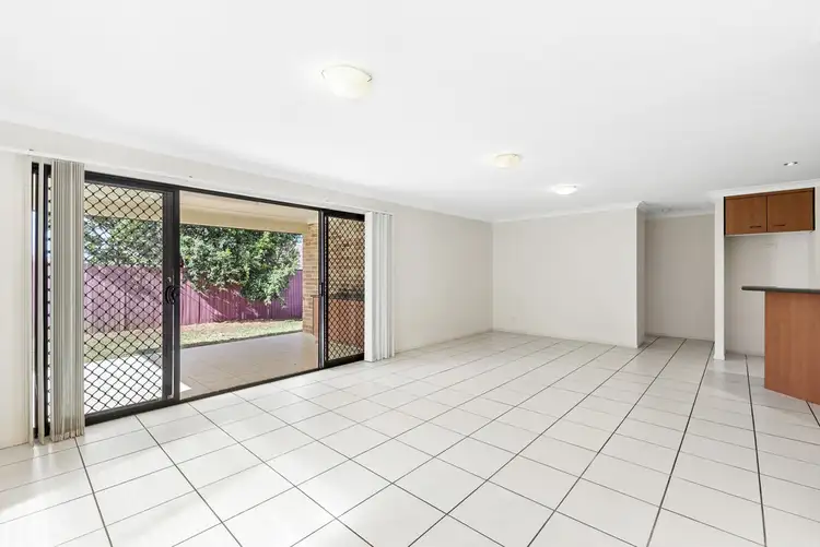 Fifth view of Homely house listing, 8 Raimondo Court, Dakabin QLD 4503