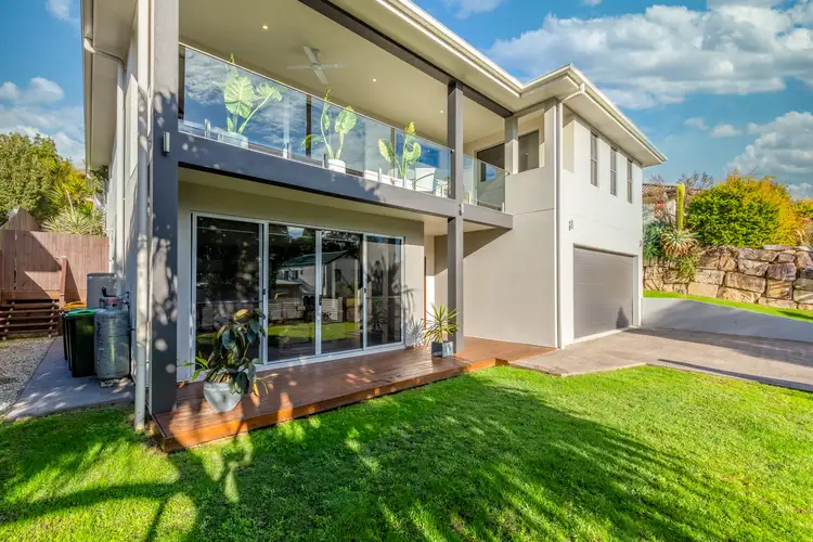 11 Oaklands Place, Upper Kedron QLD 4055