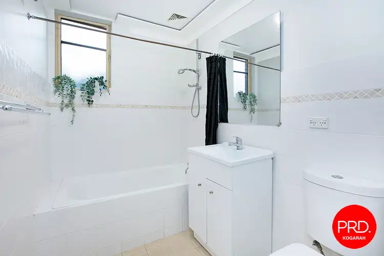 Fourth view of Homely unit listing, 2/6 Warialda Street, Kogarah NSW 2217