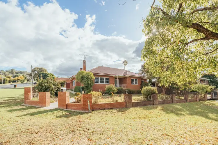 75 Simpson Street, Tumut NSW 2720