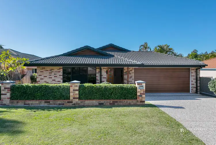 27 Chermside Street, Wellington Point QLD 4160