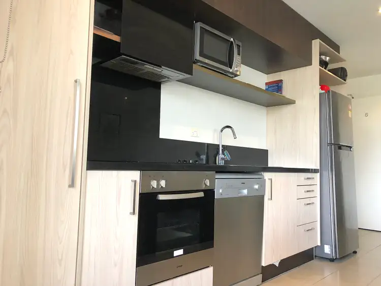 Fifth view of Homely apartment listing, 6/2 Crefden Street, Maidstone VIC 3012