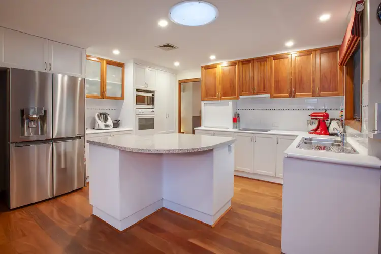 Fifth view of Homely house listing, 10 Wilkinson Drive, Wodonga VIC 3690