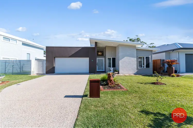 31 Watergum Close, Sapphire Beach NSW 2450