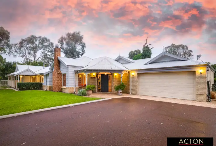 17 Ferntree Place, Henley Brook WA 6055