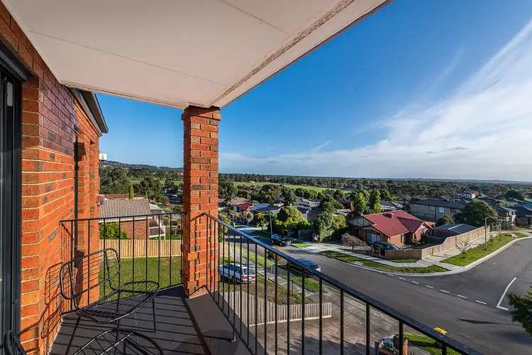 66 Allora Avenue, Ferntree Gully VIC 3156