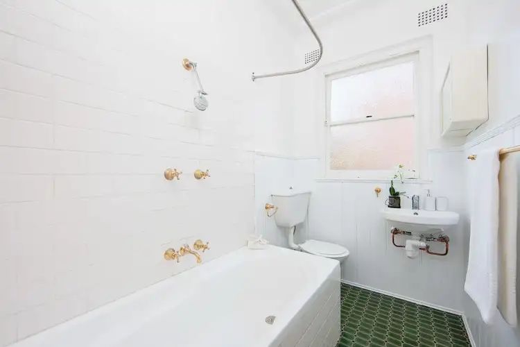 Fifth view of Homely apartment listing, 4/25 Reed Street, Cremorne NSW 2090