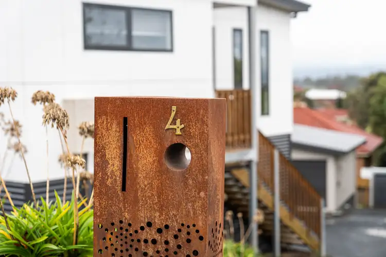 1/4 Clifton Place, Prospect Vale TAS 7250