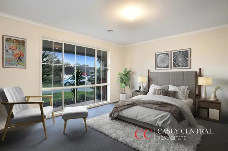 Fifth view of Homely house listing, 10 Ormiston Place, Narre Warren South VIC 3805