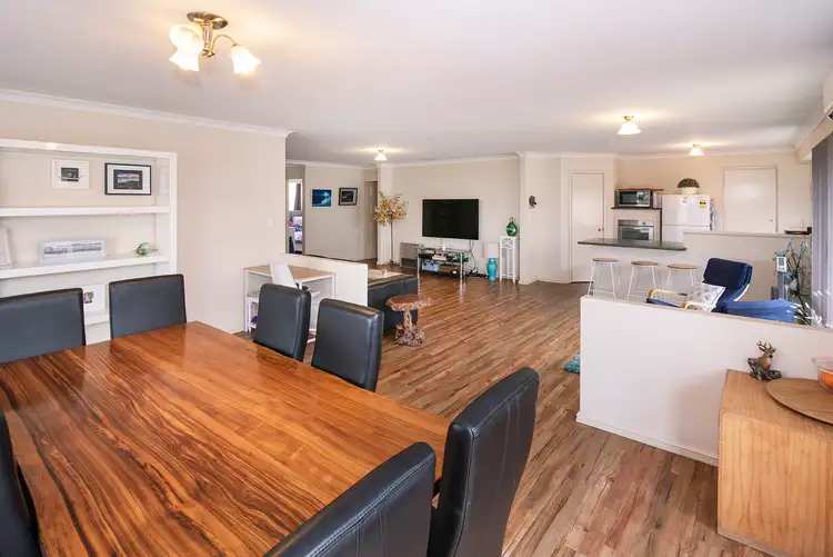 9 Wagon Entrance, Broadwater WA 6280