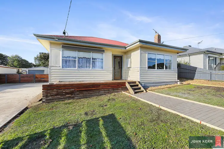 6 Leith Street, Newborough VIC 3825
