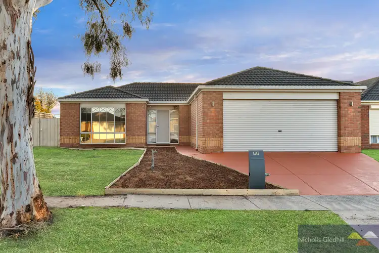 17 Hallmark Drive, Narre Warren South VIC 3805