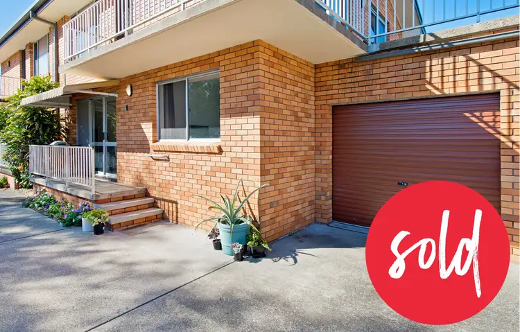 2/15 Coral Street, North Haven NSW 2443