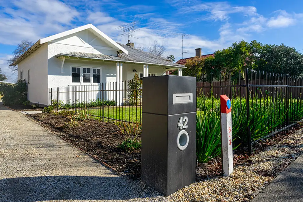 Main view of Homely house listing, 42 Shamrock St, Alexandra VIC 3714