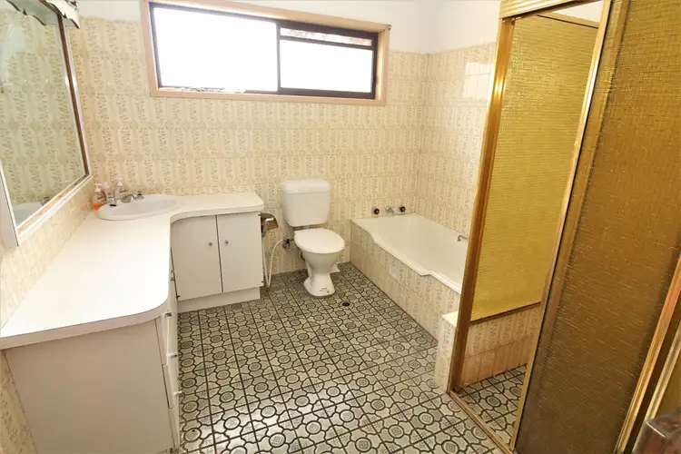 Fifth view of Homely house listing, 104 Merrigal Street, Griffith NSW 2680