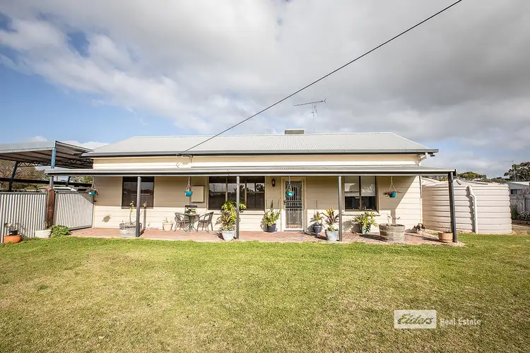 1 NEWTON ROAD, Naracoorte SA 5271
