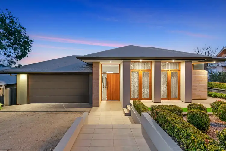 19 Dawbiney Avenue, Craigburn Farm SA 5051