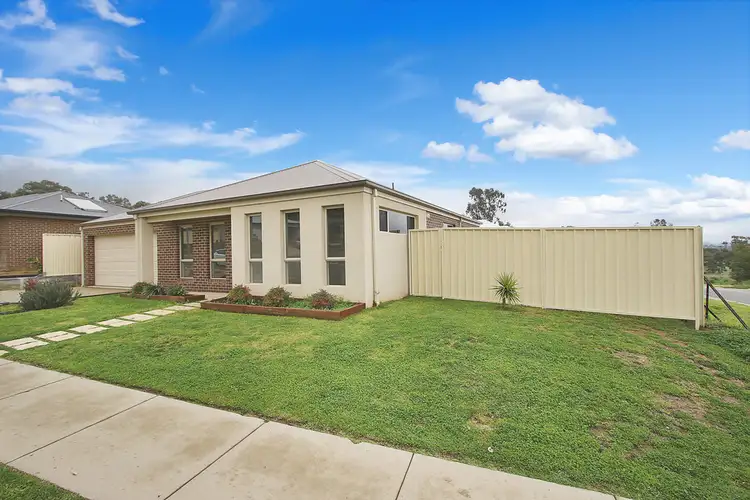 Second view of Homely house listing, 70 Margaret Court Drive, Baranduda VIC 3691