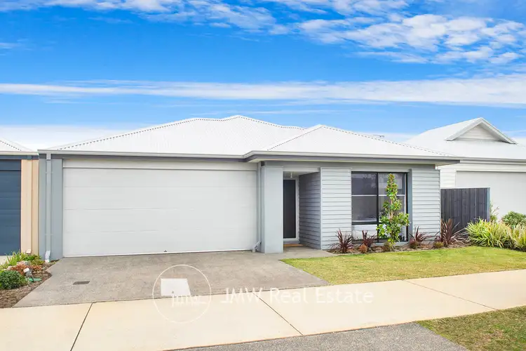 4 Waterville Road, Dunsborough WA 6281