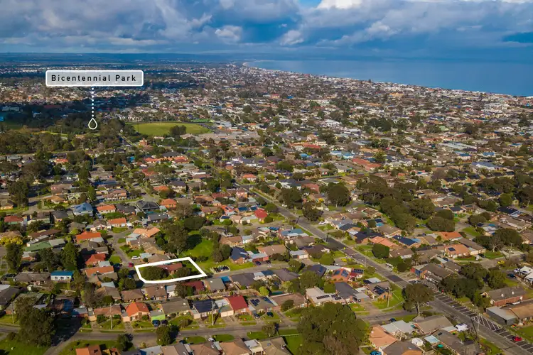 Second view of Homely house listing, 8 Orana Crescent, Chelsea VIC 3196