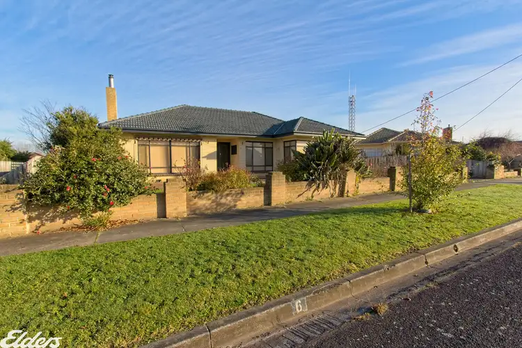 6 MONTGOMERY STREET, Yarram VIC 3971