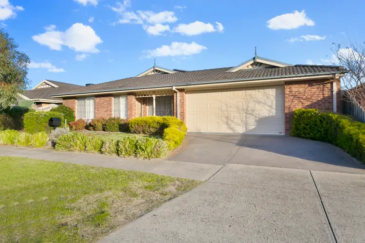 58 Hillview Drive, Carrum Downs VIC 3201